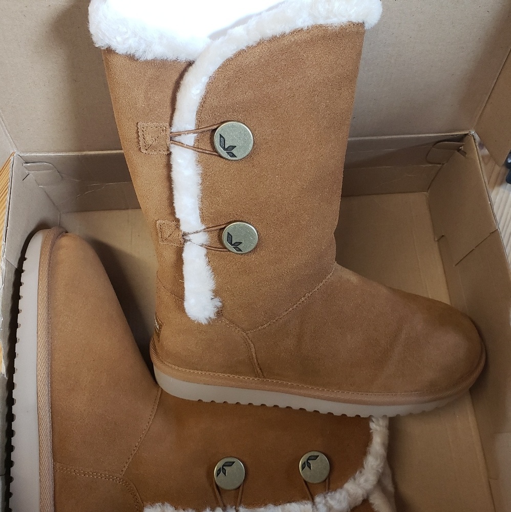 Kookaburra by UGG